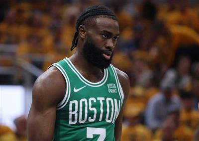 Brown: Players have endured tremendous pressure and harassment from fans, and the league must defend us