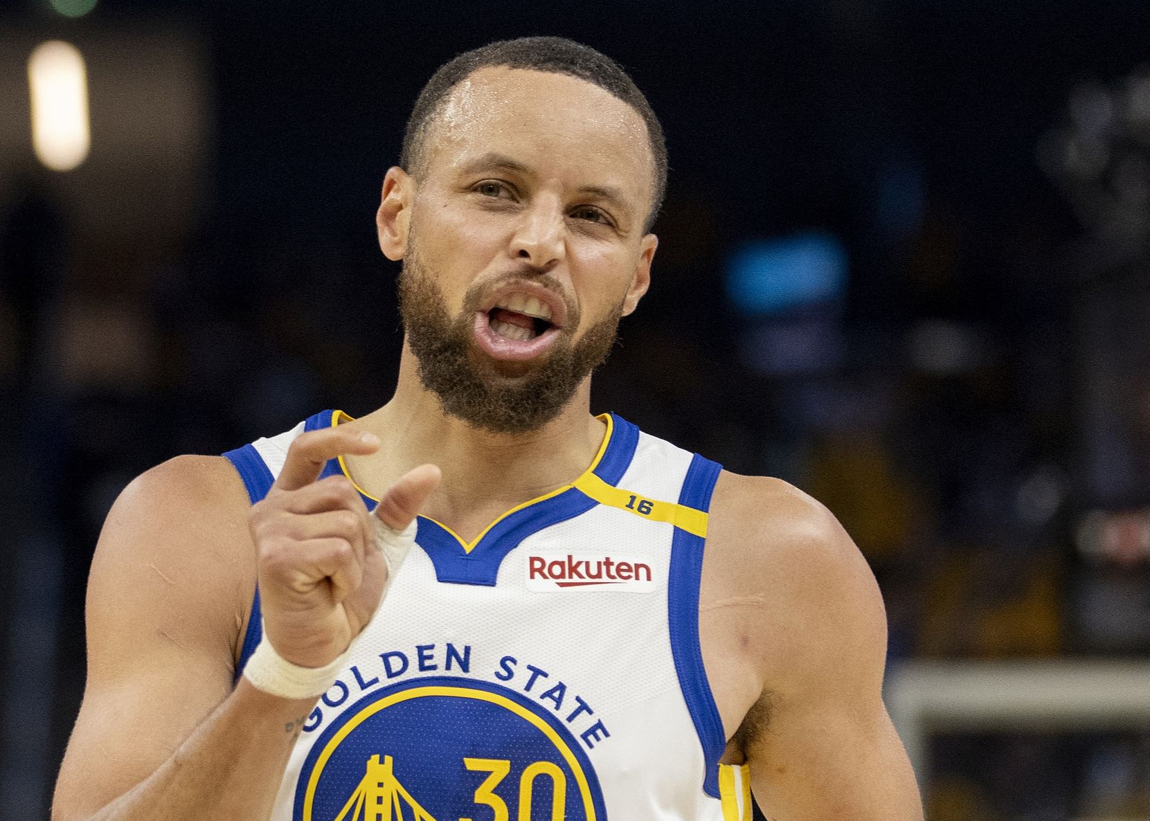 The home team is a dragon and the away team is a bug! The Warriors have 4 wins and 0 losses as a home team so far this season and 1 win and 3 losses as an away team.