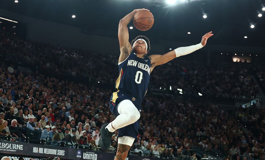 Fells contributed 8 interceptions in a single game, setting a new NBA record for young players.