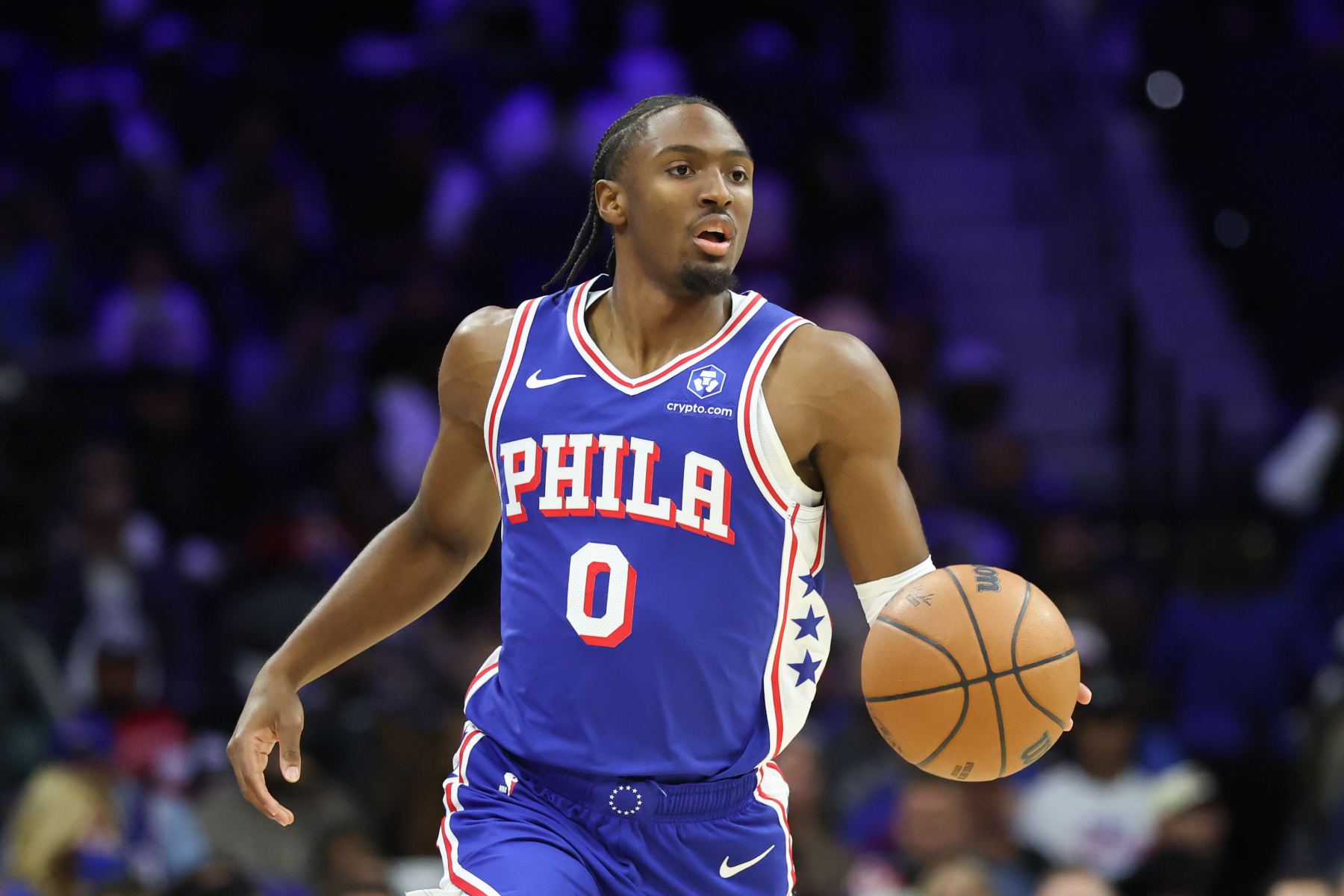 It’s not easy to score! Maxey scored 12 points on 4-of-13 shooting in the half, while Edgecombe scored 13 points.