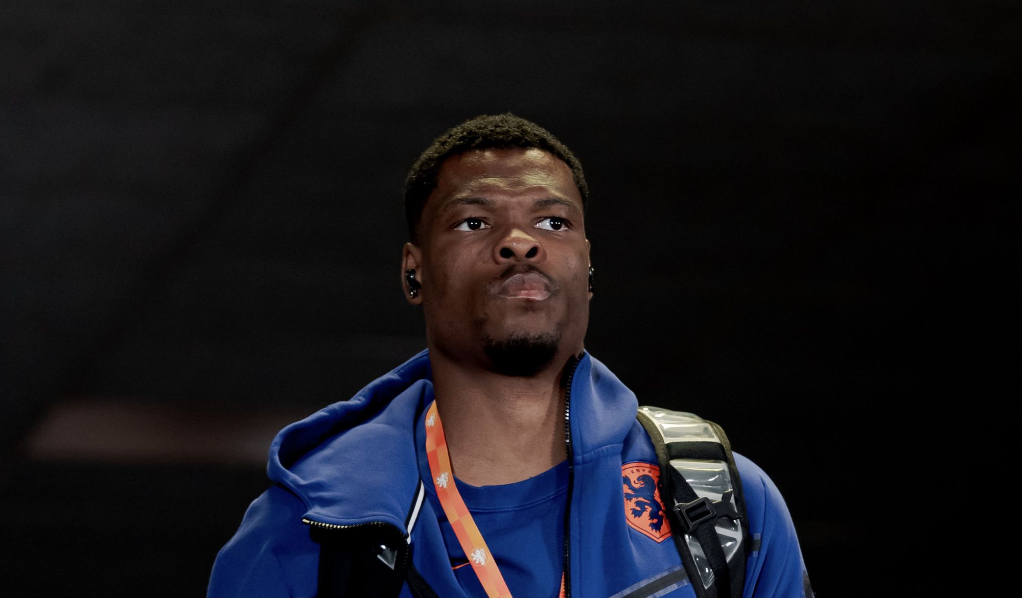 Netherlands team official: Dumfries left the training camp due to injury and returned directly to Inter Milan