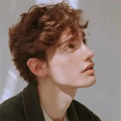 6686体育合作伙伴左肩蝶舞