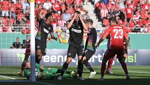 Pauli Halescher Football Club